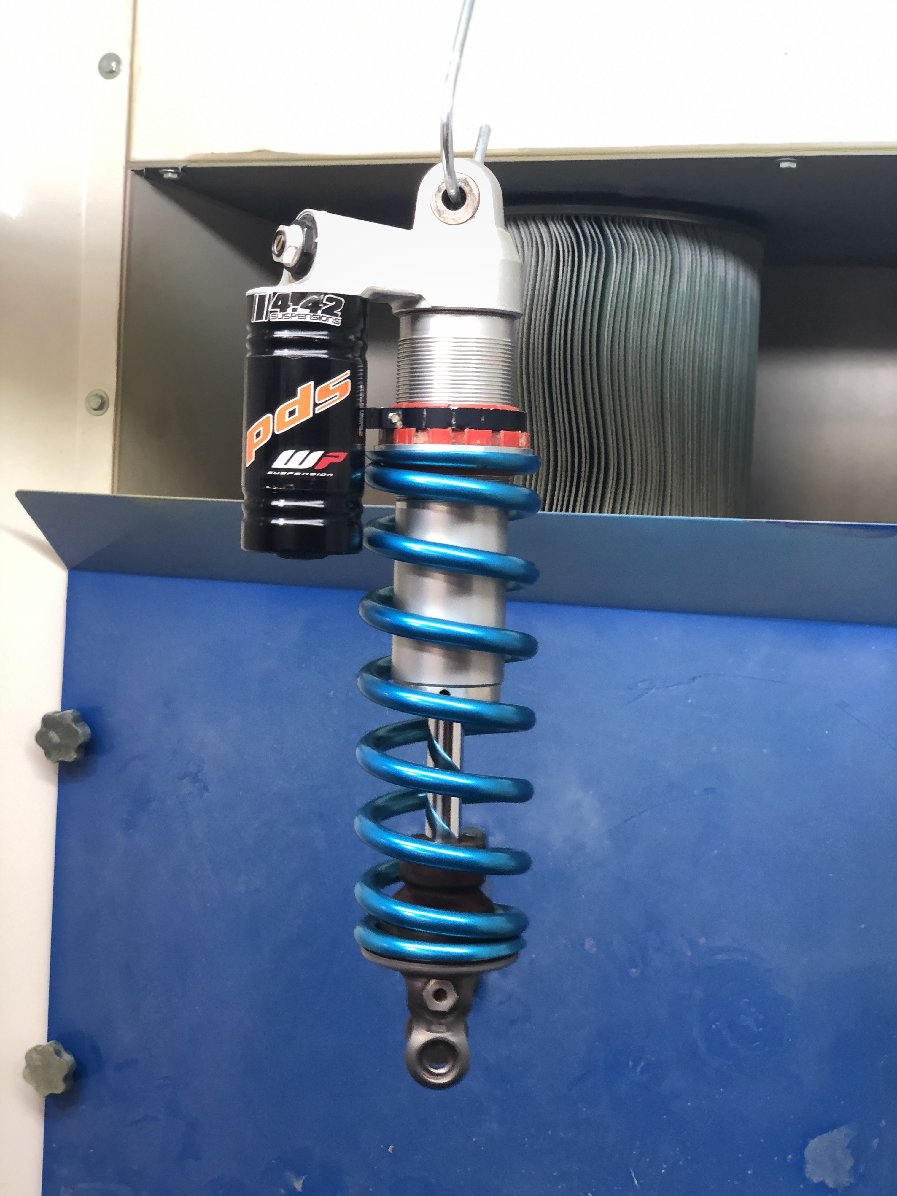 Bleu turquoise anodisé époxy