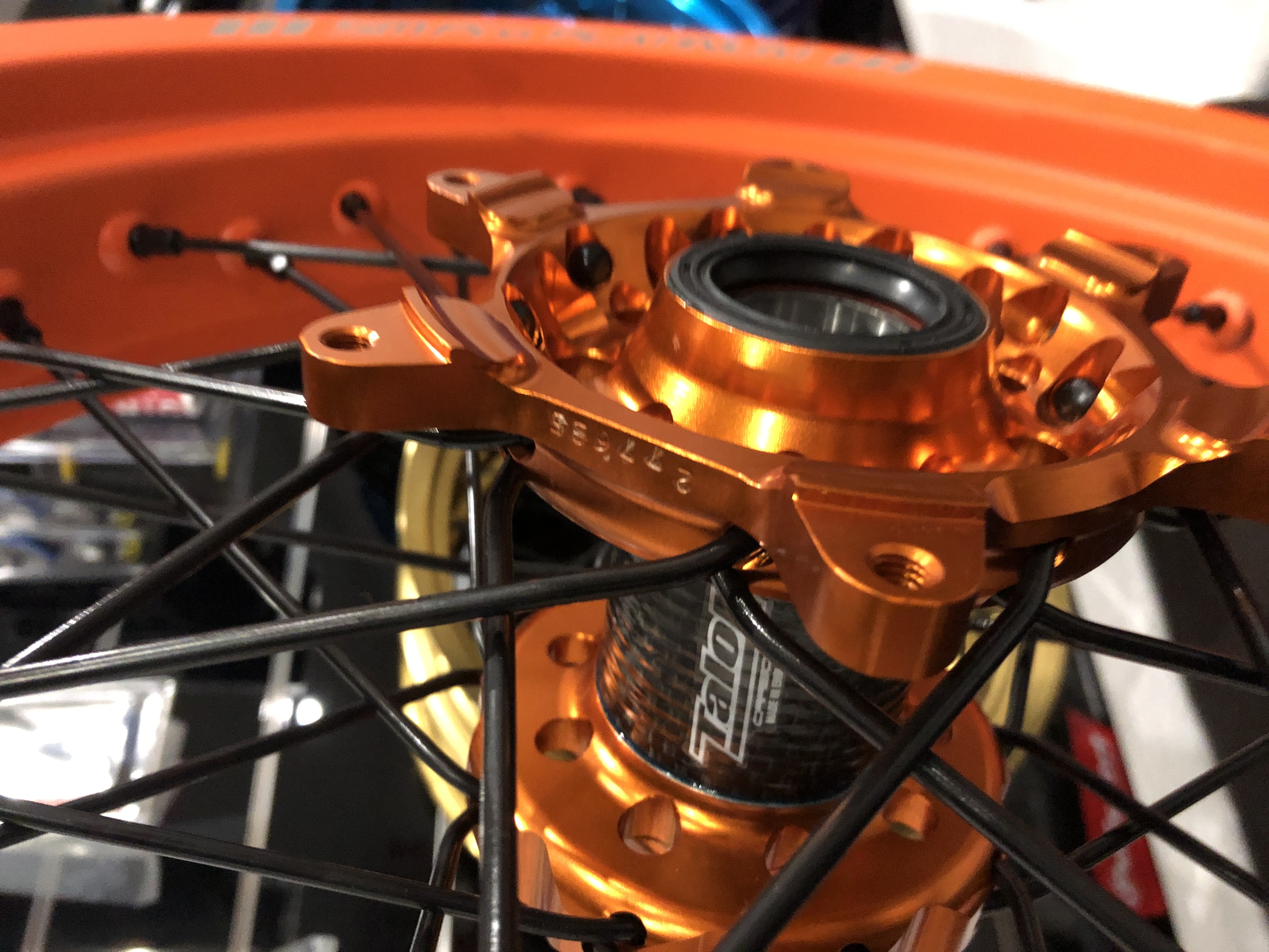 Moyeux Talon Carbone anodisé Orange